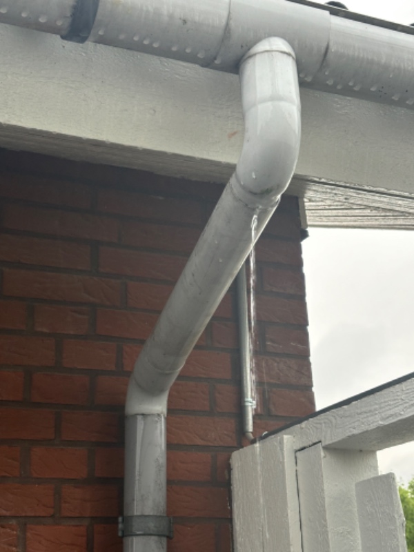 Reparation af nedløbsrør