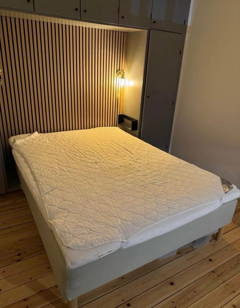 Flytning af seng 140*200 og skrivebord