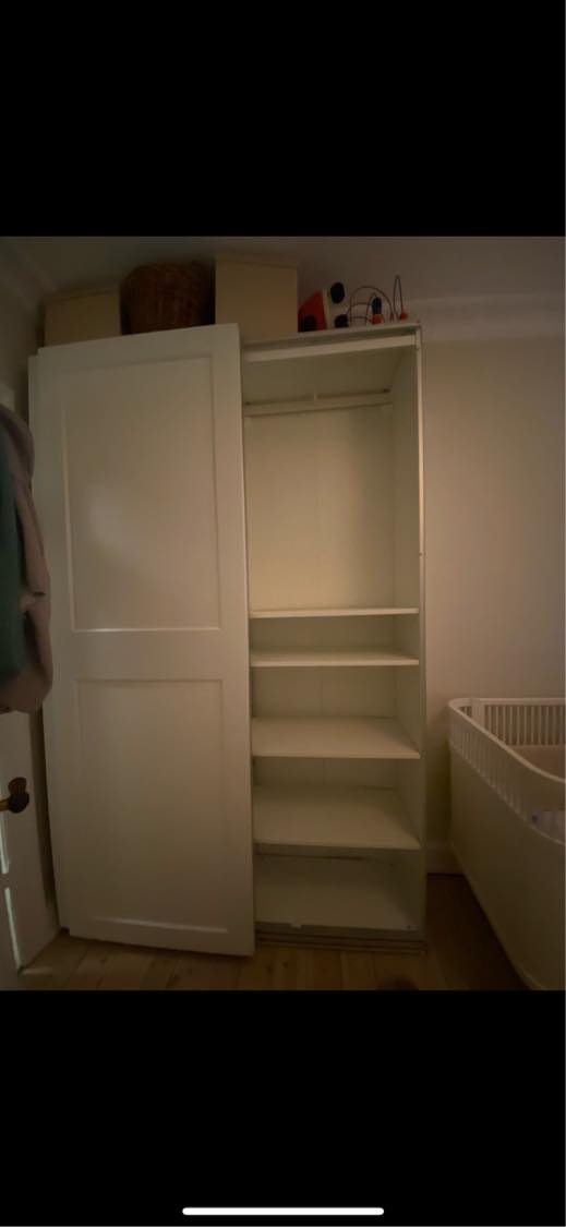 Hjælp til flytning af Garderobeskab