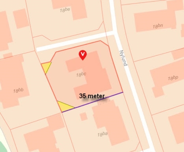 Beskæring af buske og bunddække samt anlæggelse af et bed på ca. 8-10 m2. Evt. også tilbud på hegn.