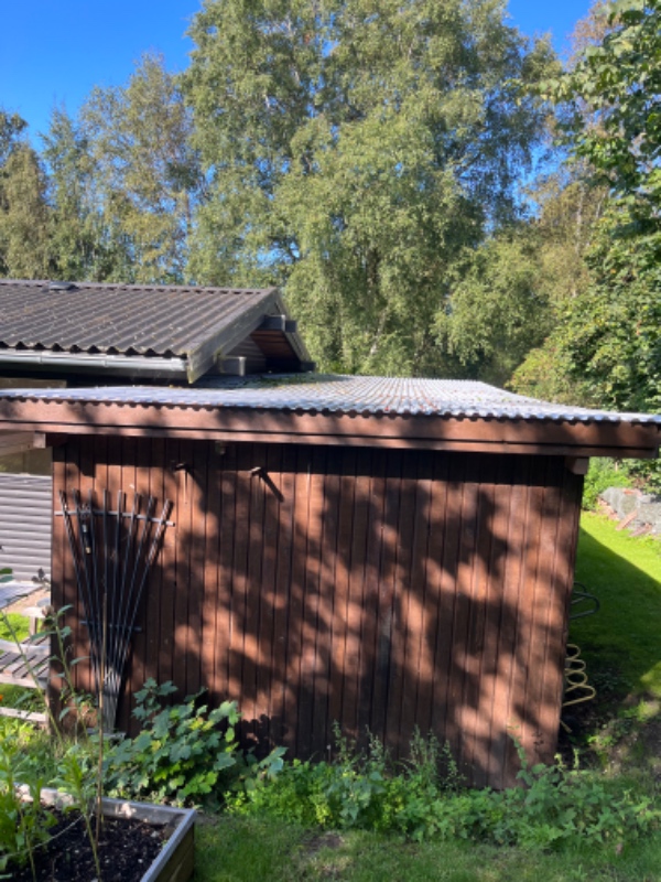 Nedrivning af garage og skur