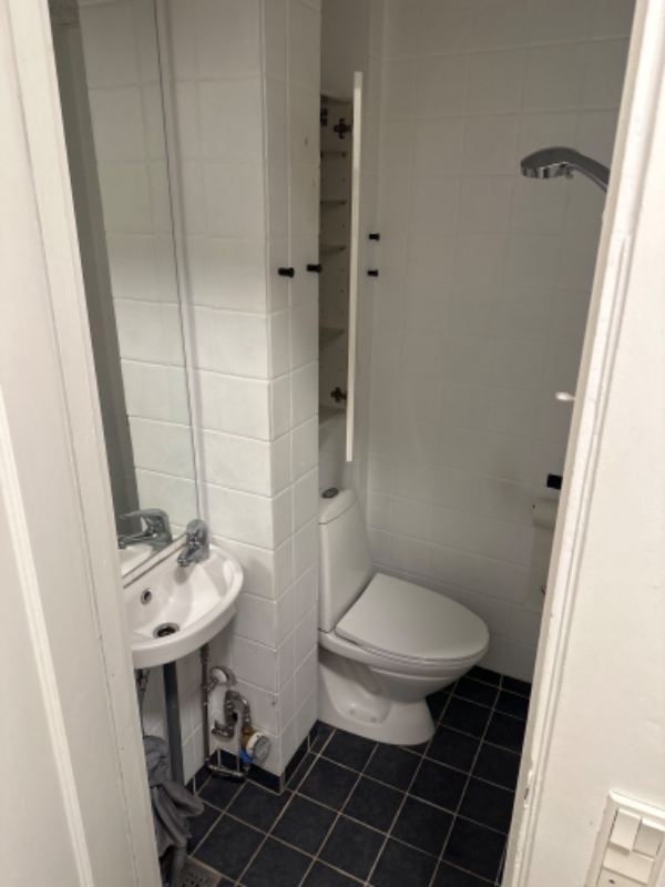 Rengøring køkken og toilet