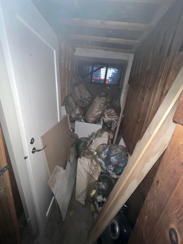 Hente blandet affald.