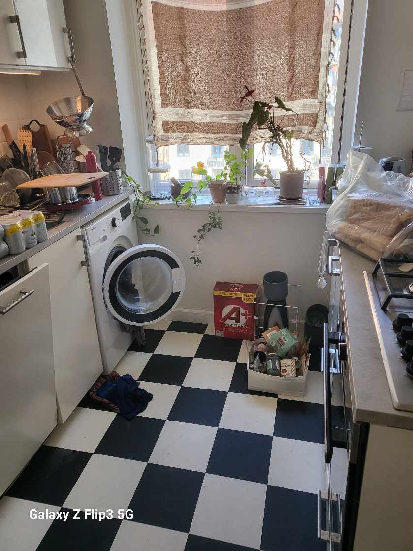 Oprydning og møbelsamling + el arbejde