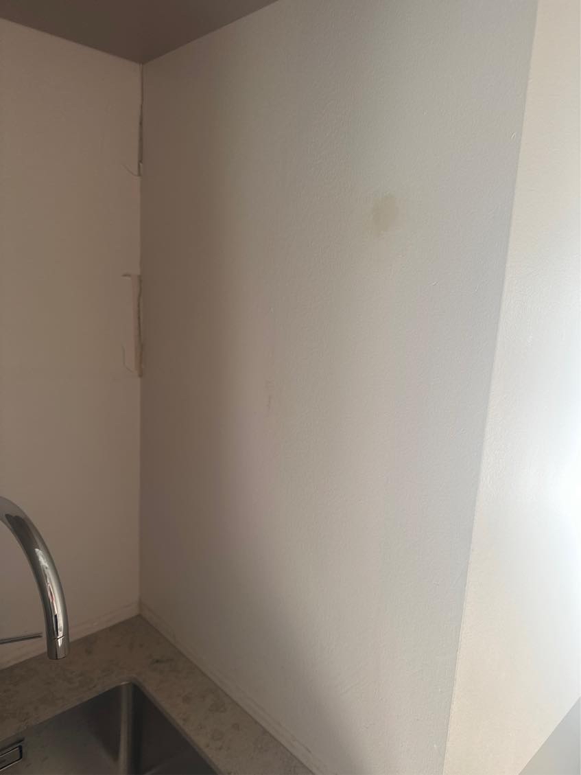 Spartling af væg + maling