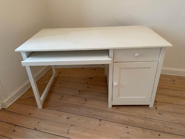 Hjælp til at flytte skrivebord