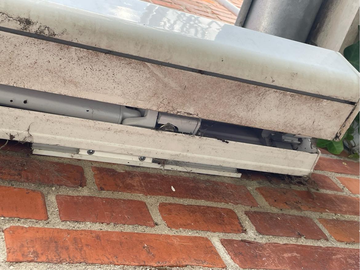 Nedtagning/Opsætning af markise