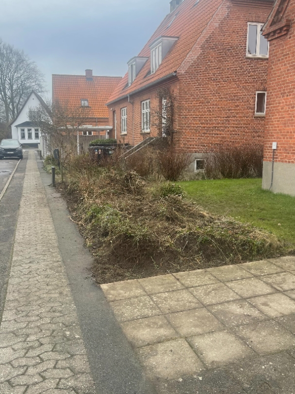 Fjerne jord / bed i forhaven