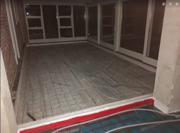 Støbning af 2 gulve på i alt 79 kvm