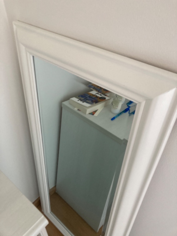 Handyman för upphängning av tavlor, spegel, hylla, vägglampa