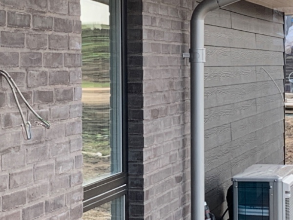 Installation af 7 udendørs lamper (ledning trukket uden spænding)