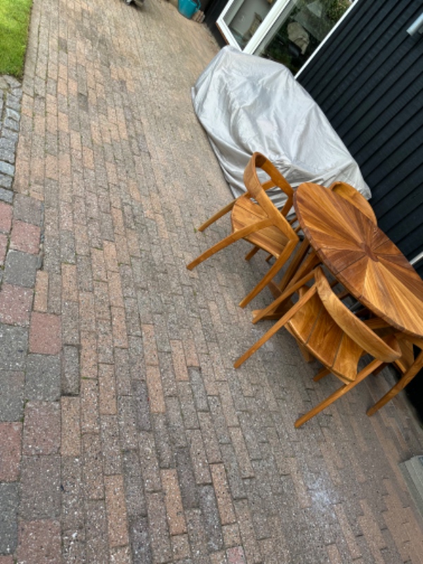 Nye fliser i haveterrasse