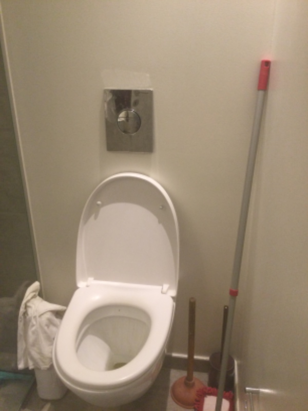 Reparation af toilet