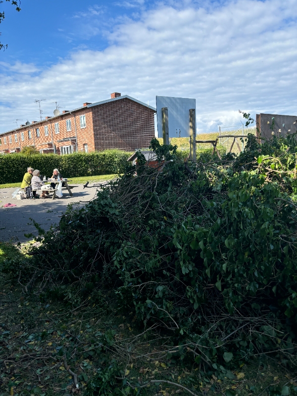 Afhentning af haveaffald med trailer