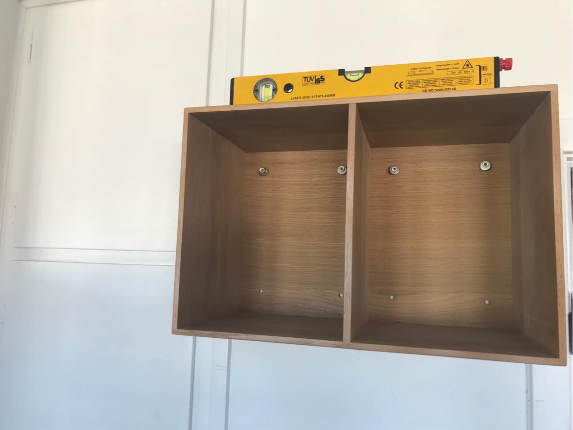 Ophæng af 2 FDB bogkasser 54x36x28