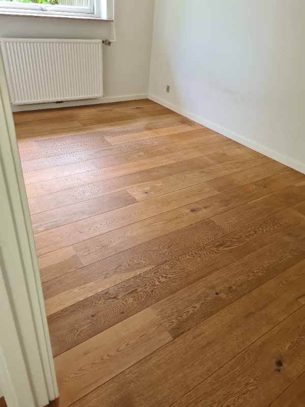 Let slibning af gulv