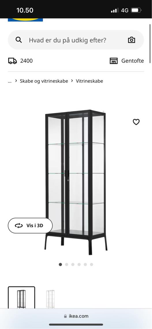 Samling af møbler og ophængning af hylder