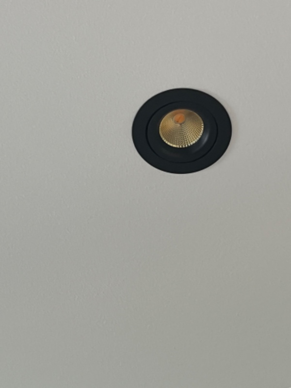 Led lys (halogen) op under loft 4 stk. ( + evt paneler, gulv gang, køkken)