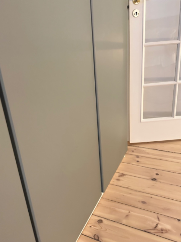 Justering af IKEA pax låger