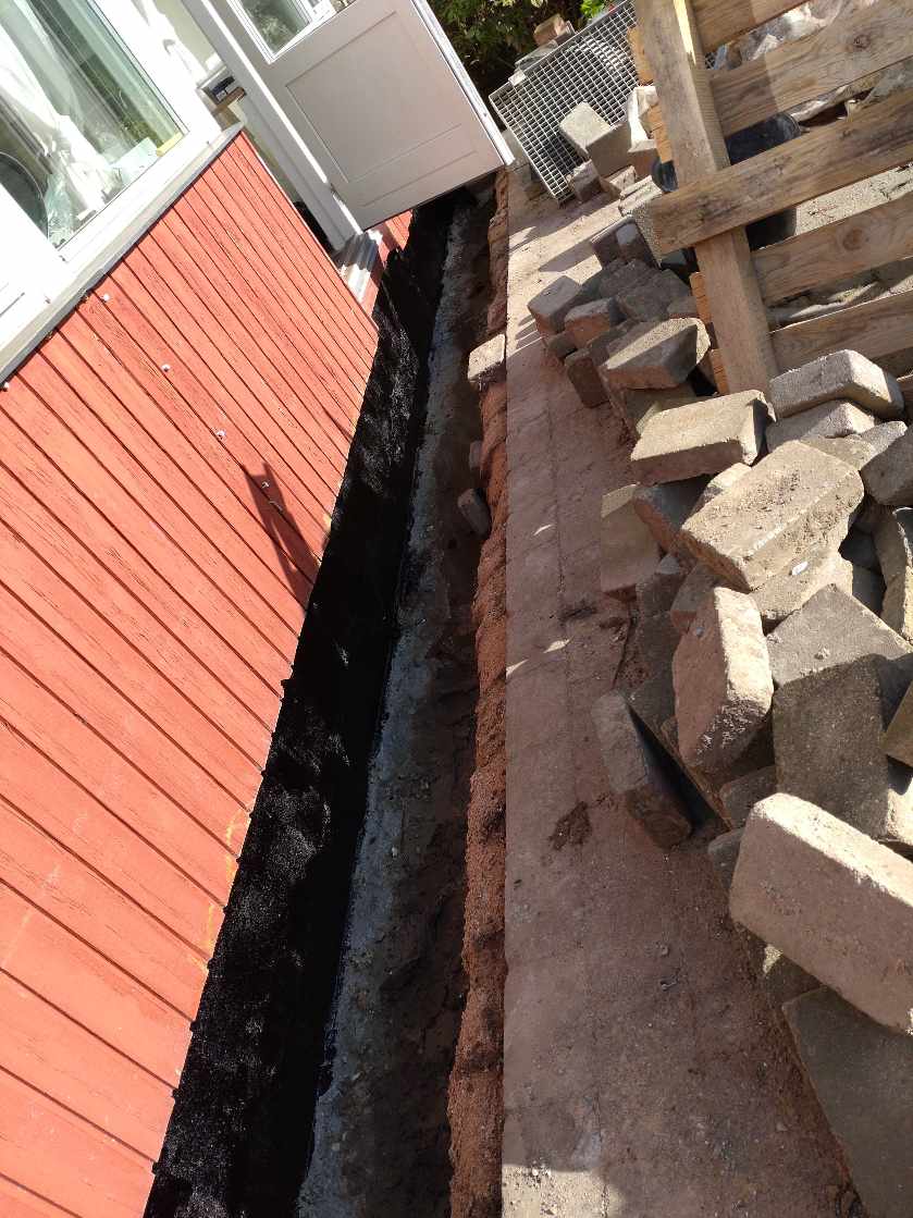 Lægge 4 rækker fliser af 8 m