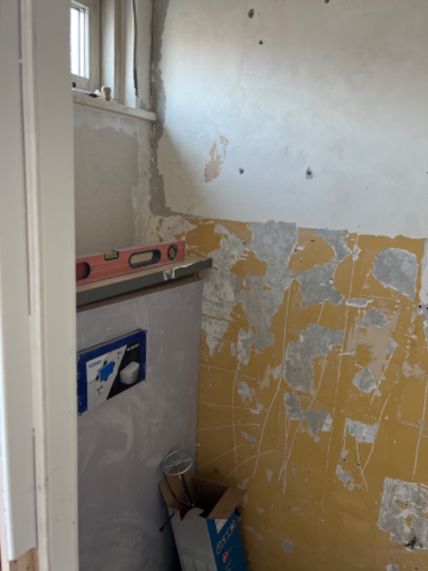 Spartlet og glasvæv på gæstetoilet under 2kvm