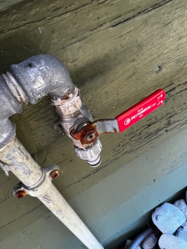 Opsætning af el radiator i sommerhus, udskiftning/opsætning af blandingsbatteri/bruser badeværelse