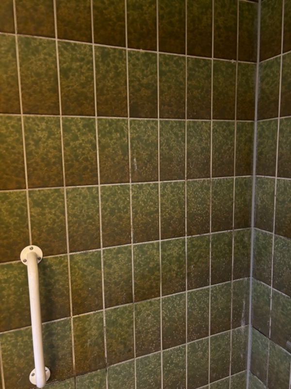 Fjernelse af badeværelsesfliser