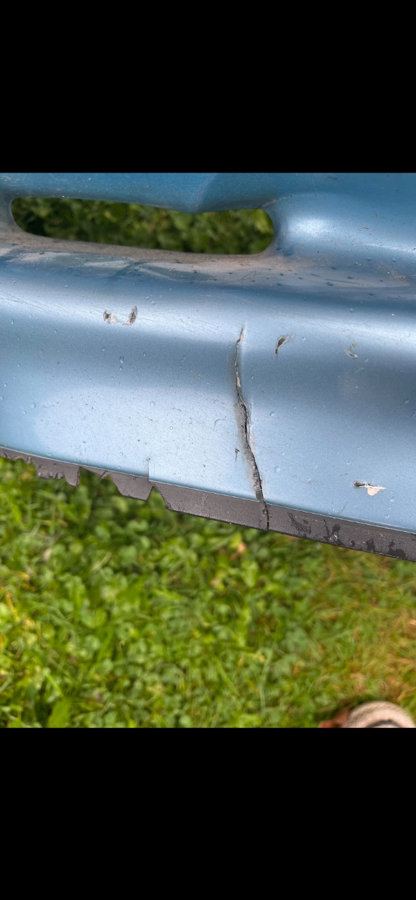 Reparation af plastik forkofanger