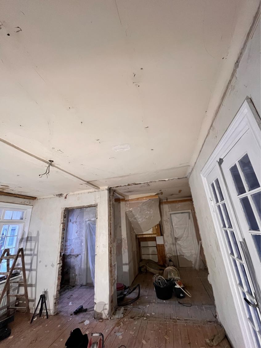 Opsætning af gipsloft m. 100 mm isolering