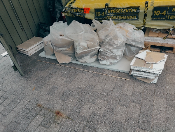 Afhentning af byggeaffald