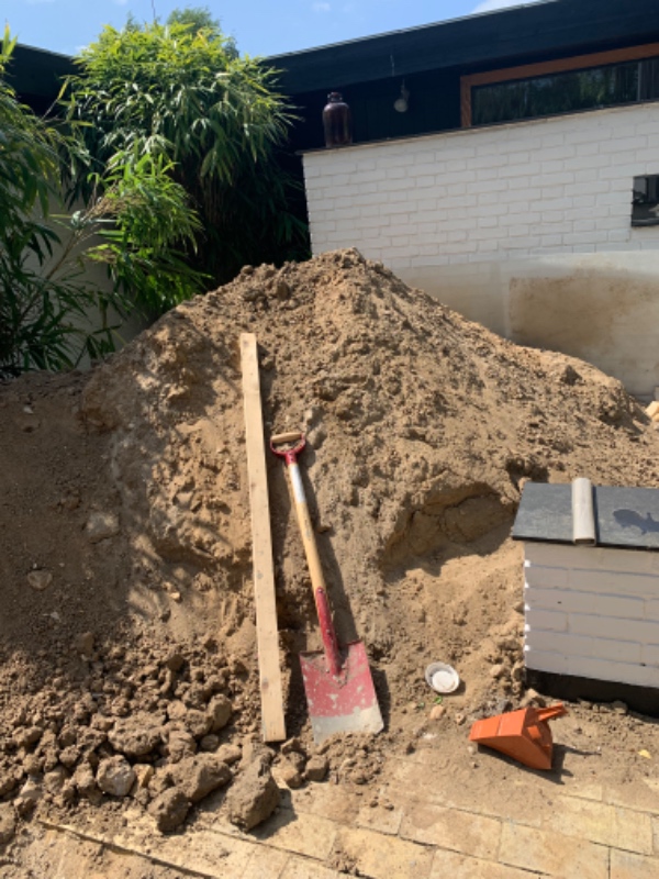 Afhentning af byggeaffald