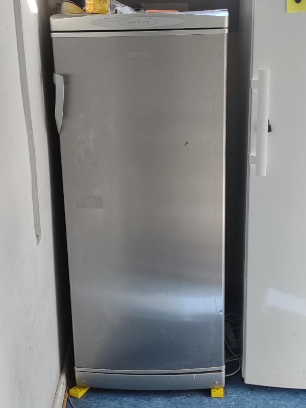 Hjælp til at få diverse møbler på genbrugspladsen