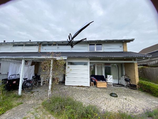 Lægter udskiftes og trapezplader udskiftes på skur