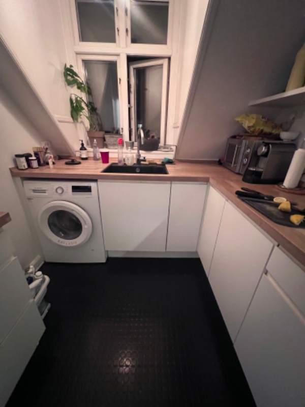 Køkken ændring og rykkes i forbindelse med oprettelse af balkon