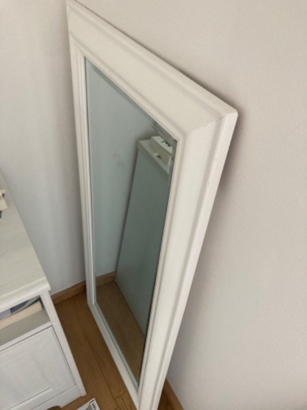 Handyman för upphängning av tavlor, spegel, hylla, vägglampa