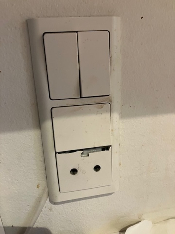 Sat nye stikkontakter op