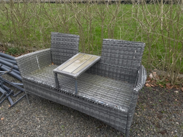 Bortkørsel af haveaffald og møbler