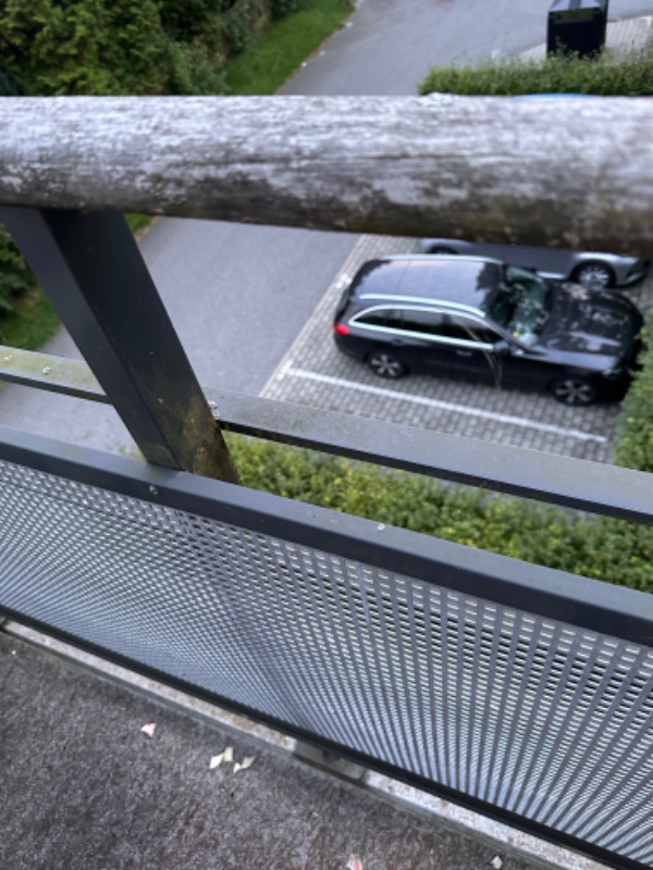 Grundig rengøring af altan