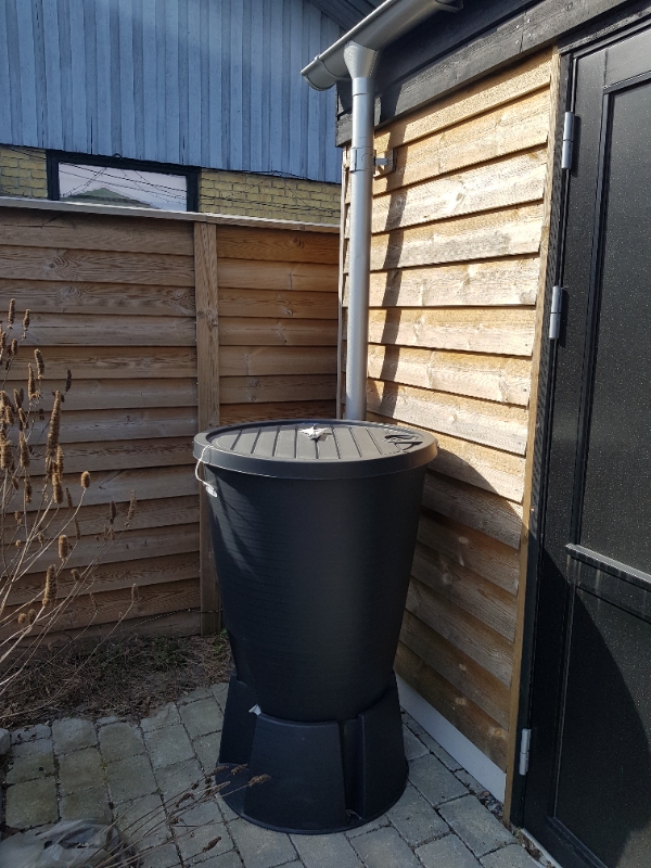 Montering af 3 regnvandstønder