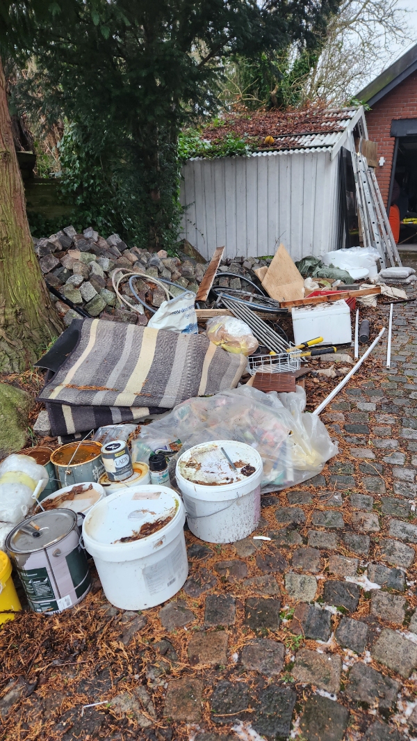 Oprydning af indkørsel