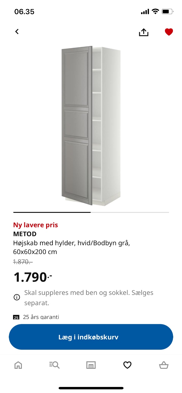 Samlet et højskab + et vitrineskab fra Ikea