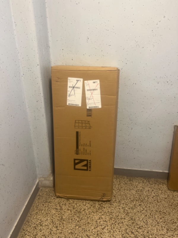 Båret to pakker op på 4 (ca 30 kilo hver)