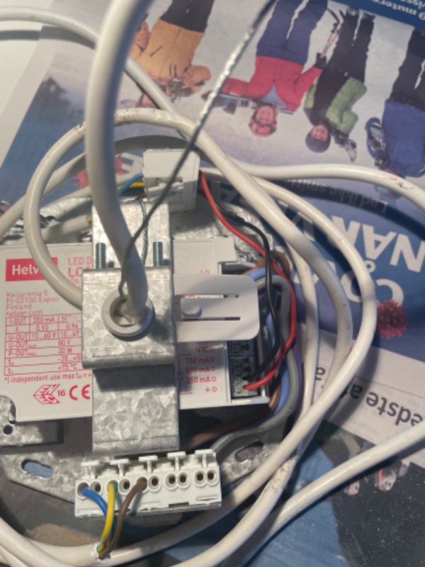 Lampereparation af el Louis Poulsen lampe model