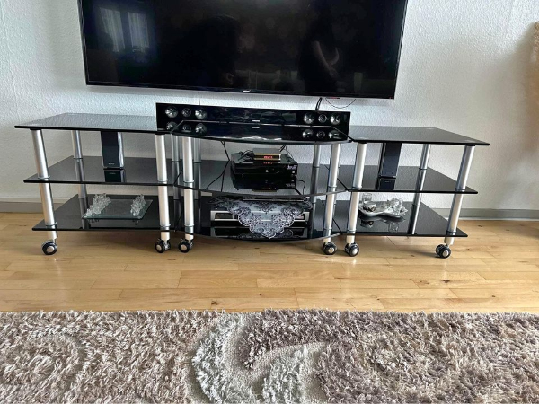 Transport af TV-Bord