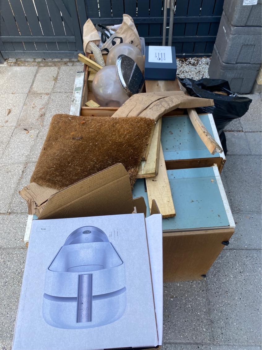 Afhente storskrald og køre på genbrugspladsen