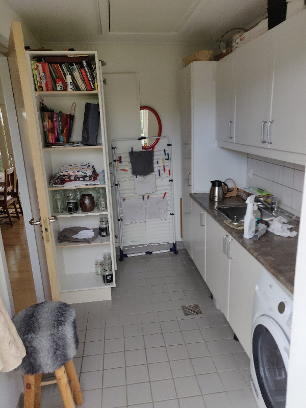 Ryddet et rækkehus. Alt skal væk. Slutrengøring herefter.