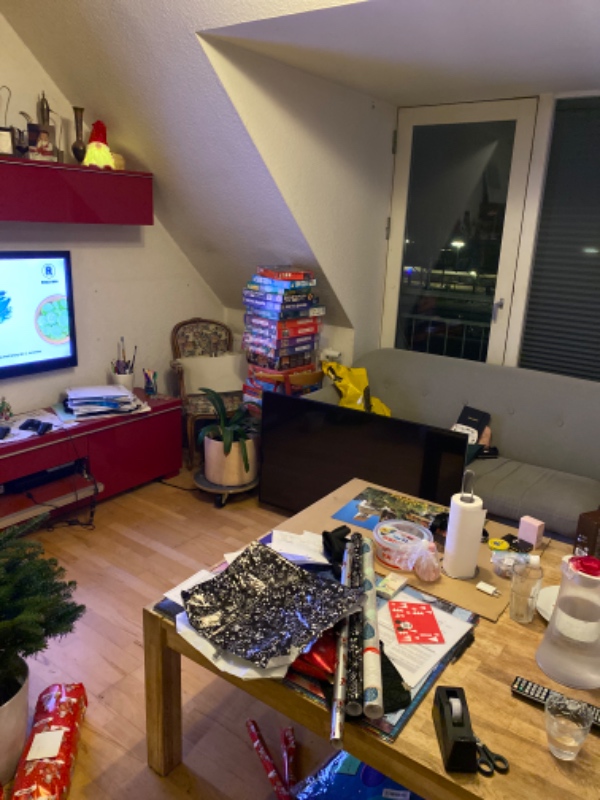 Hovedrengøring af køkken, badeværelse og stue.