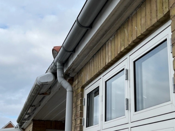 Opsætning af Moreland markise 300x400 m motor på udhæng