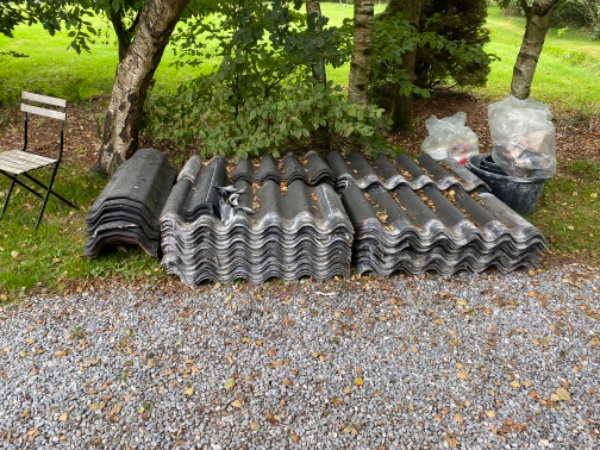 Fjernelse af ca. 150 stk. eternit tagplader fra Nørklit ved Lyngså