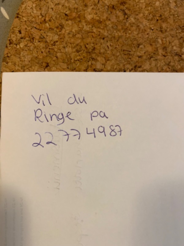 Køre pap og skrald på losseplads